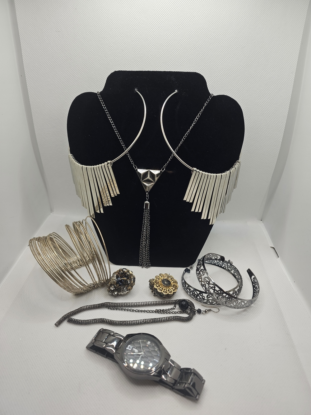Silver Fringe Statement Necklace and Earring Set - Silver And Black
